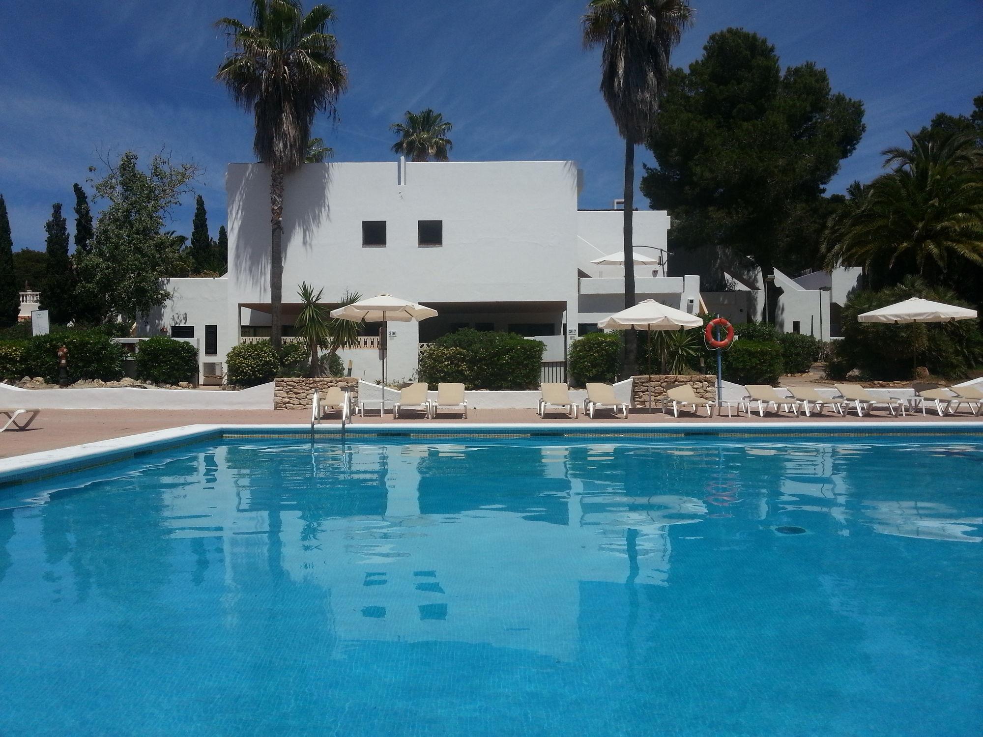 Hotel Club Cala Azul à Cala Llena Extérieur photo