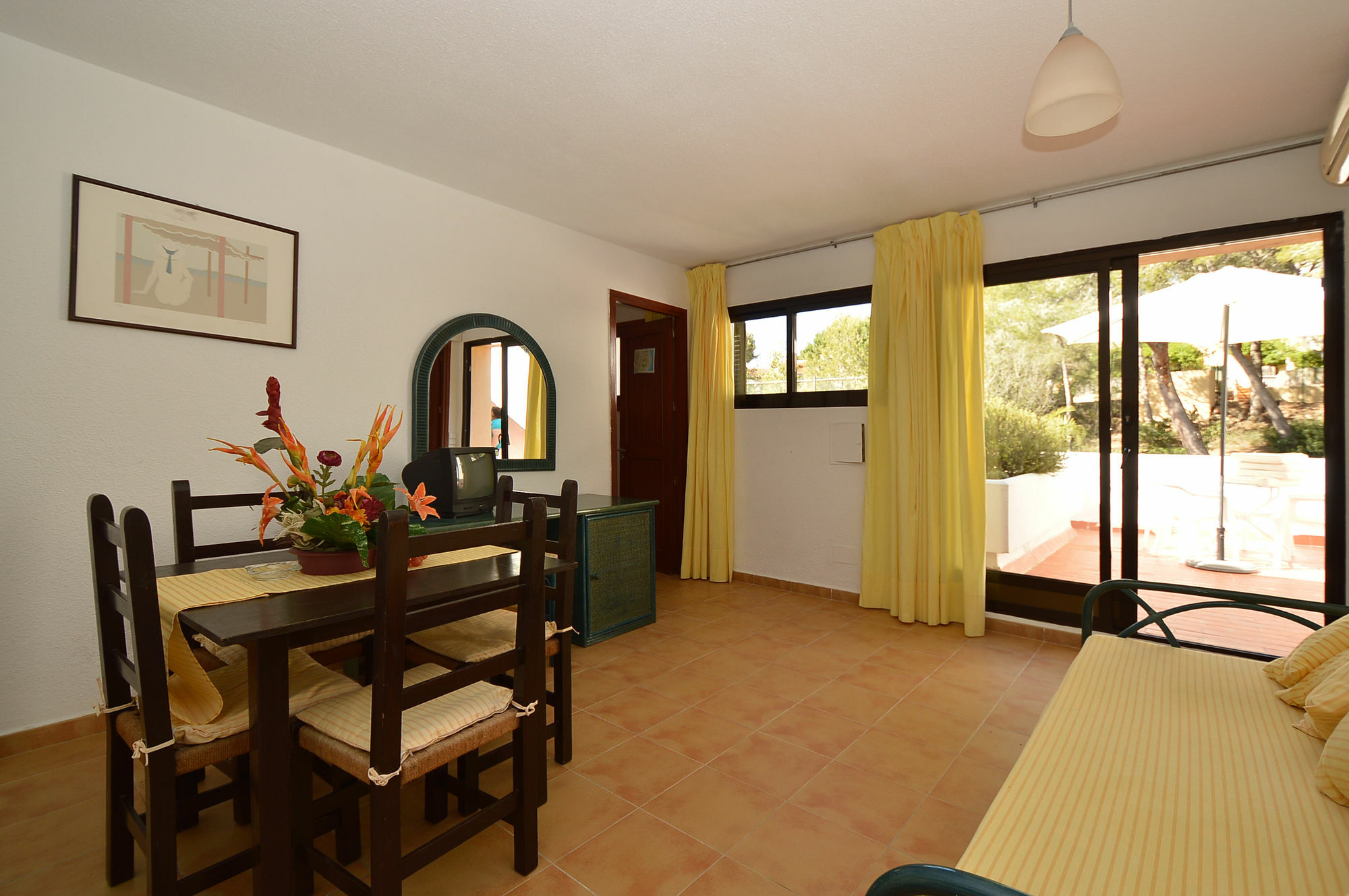 Hotel Club Cala Azul à Cala Llena Extérieur photo
